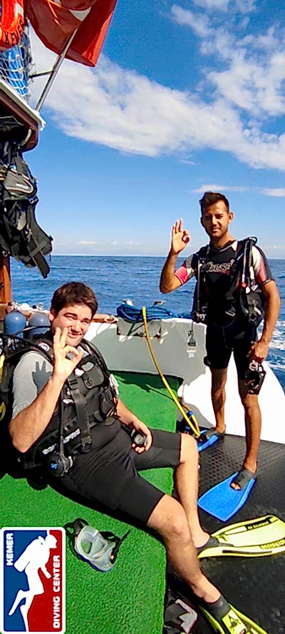 DivingKemer03.jpg